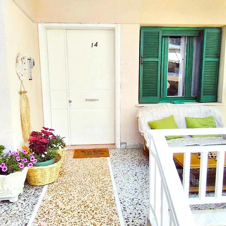 Garden House Kateriniアパートメント エクステリア 写真